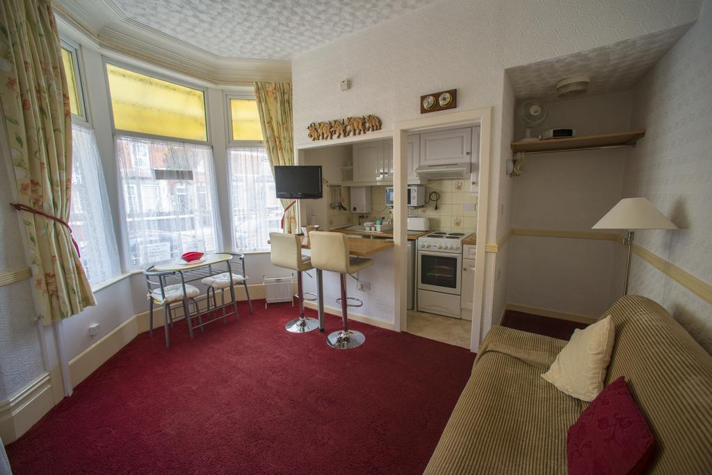 Lyndale Holiday Flats Blackpool Eksteriør bilde